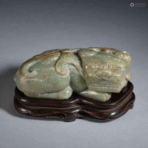 A jade carving of lion,Qing dynasty
