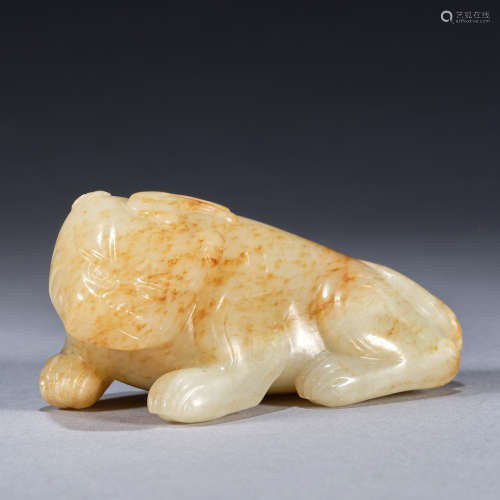 A jade carving of best,Han dynasty