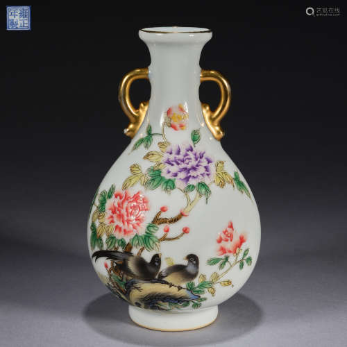 A small famille-rose 'floral' vase,Qing dynasty,Yongzheng pe...