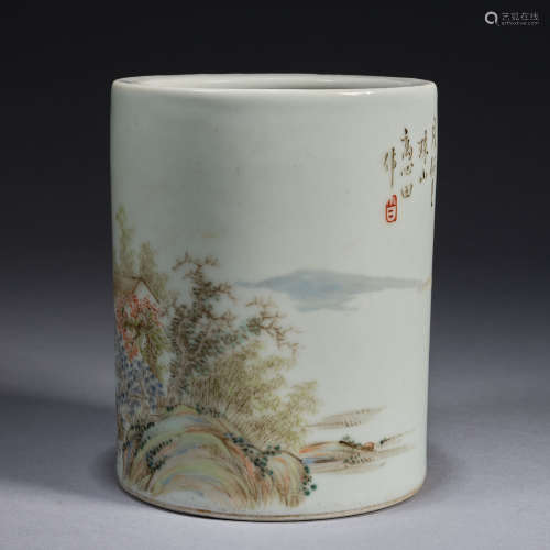 A famille rose porcelain brushpot,Qing dynasty