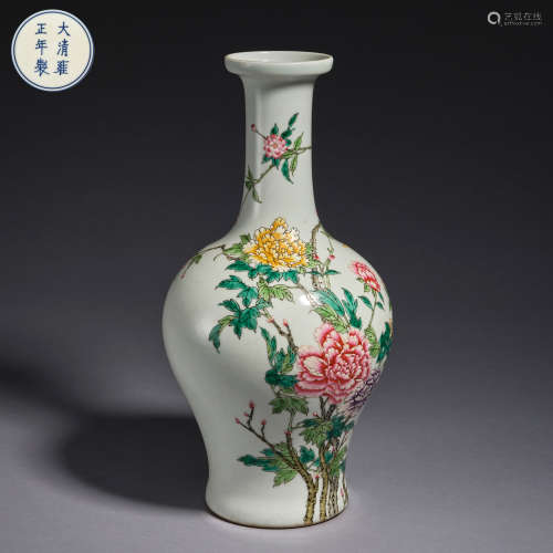 A famille-rose 'butterflied and flowers'vase,Qing dynasty,Yo...