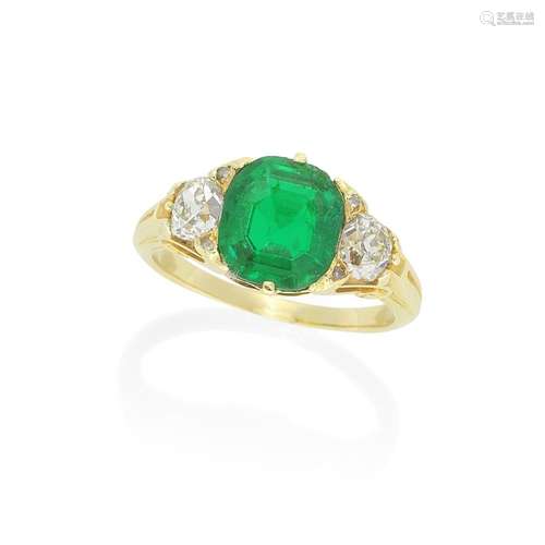 EMERALD AND DIAMOND RING, LATE 19TH CENTURY