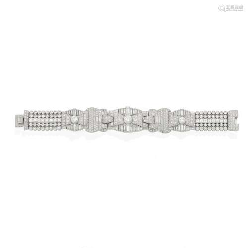 DIAMOND BRACELET, CIRCA 1950