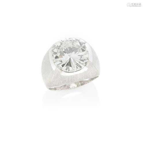 DIAMOND SINGLE-STONE RING