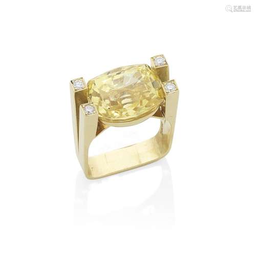 GRIMA: YELLOW SAPPHIRE AND DIAMOND DRESS RING, 1977