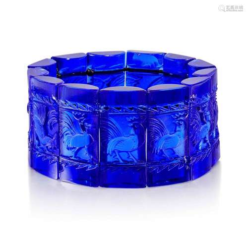 LALIQUE: COBALT BLUE GLASS 'COQ' BRACELET, CIRCA 192...