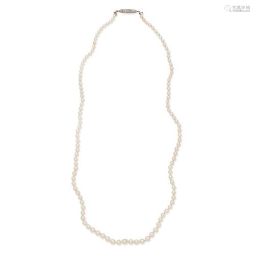 【Ω】NATURAL PEARL NECKLACE WITH DIAMOND-SET CLASP