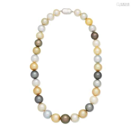 CULTURED PEARL NECKLACE