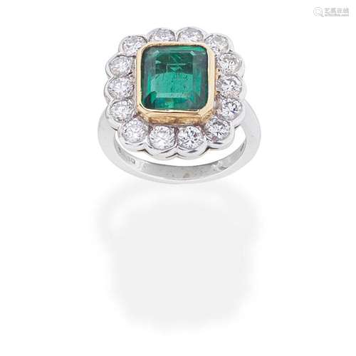 EMERALD AND DIAMOND CLUSTER RING