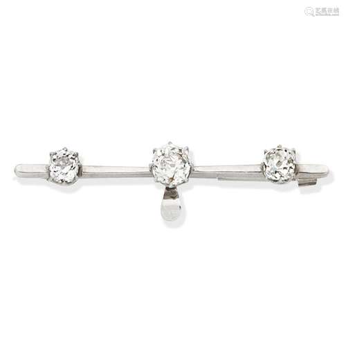 DIAMOND BAR BROOCH