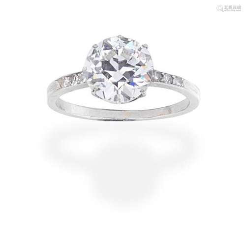 DIAMOND SINGLE-STONE RING