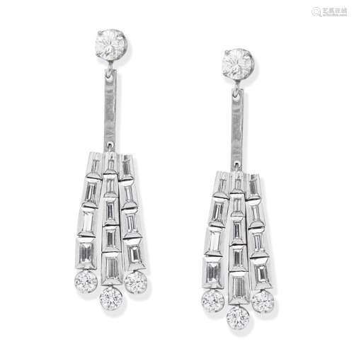 DIAMOND PENDENT EARRINGS,