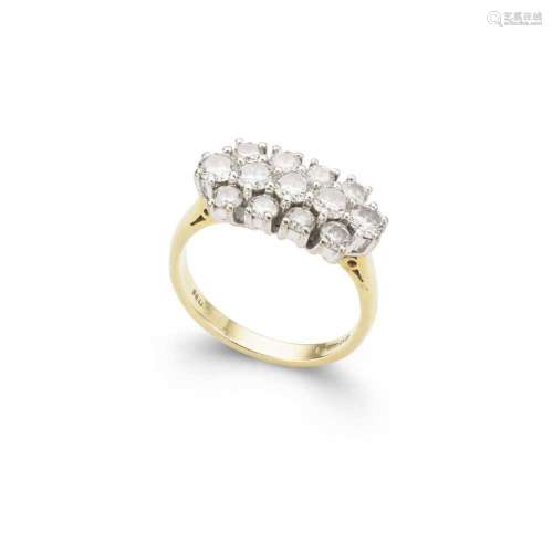 A diamond cluster ring