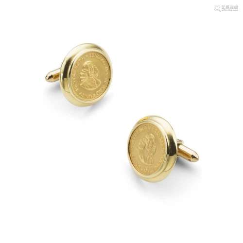 A pair of South African one Rand cufflinks