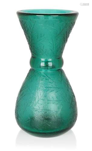 Daum, <br />
 <br />
 Green Art Deco vase, circa 1925, <br /...