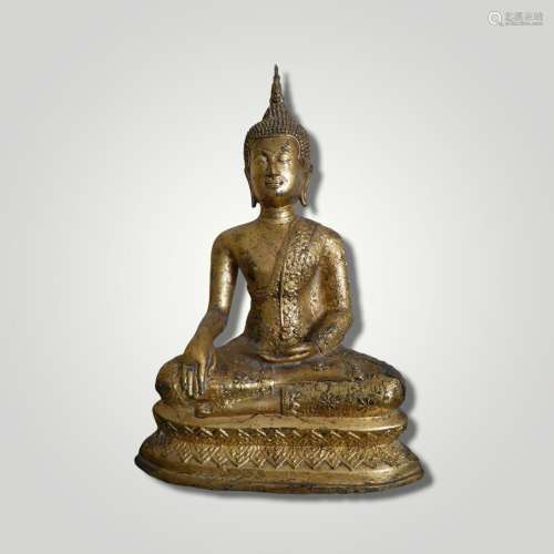 Bouddha Bhumisparsha mudra en alliage doré, on y joint une p...