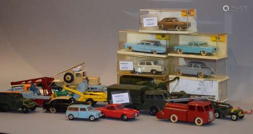 Lot comprenant DTF militaire et divers dont Peugeot 403 Aust...