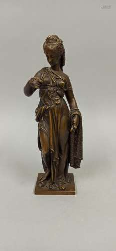 Paul DUBOY (1830-c.1887)<br />
Femme à l'antique tenant une ...