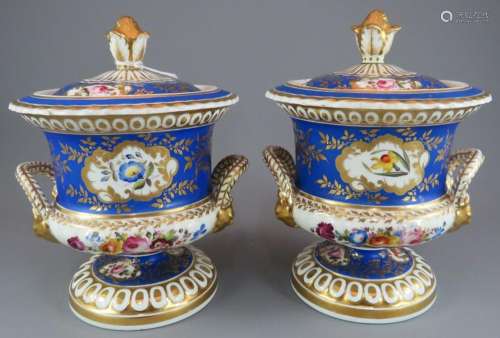 A pair of early nineteenth century Chamberlain Worcester foo...