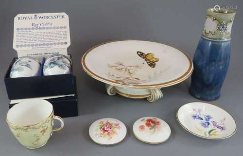 A group of mainly early twentieth century Royal Worcester po...