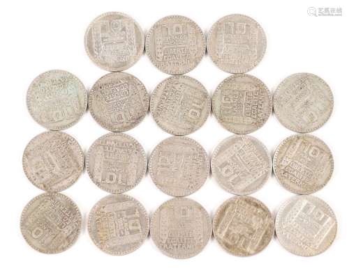 18 pièces de 10 francs argent type Turin (1932)