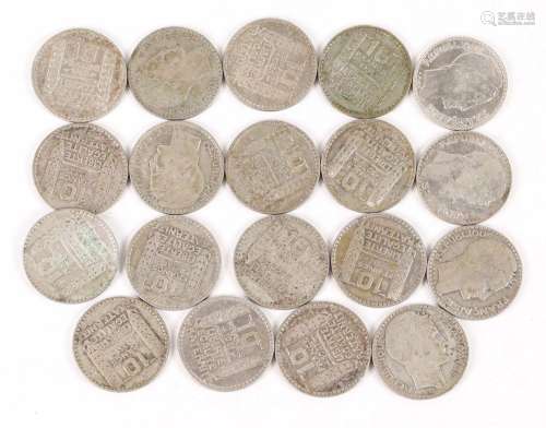 19 pièces de 10 francs argent type Turin (1931, 1932, 1938, ...
