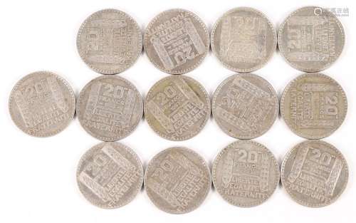 Treize pièces de 20 francs argent type Turin (1933)