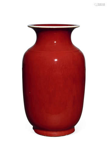 清中期 红釉灯笼瓶