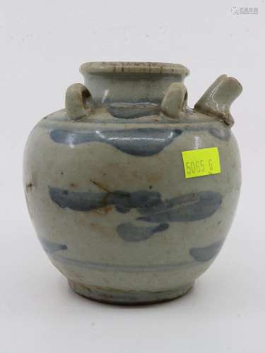 CHINESE BLUE AND WHITE EWER, SHORT NECK WITH FLARING LIP RIM...