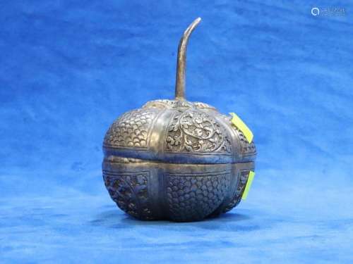 ANTIQUE SOUTH-EAST ASIAN LIDDED BOX, IN SHAPE OF PUMPKIN, HA...