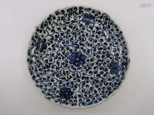 ANTIQUE CHINESE PLATE, BLUE AND WHITE FLORAL PATTERN, 22CM D...