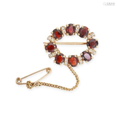 A VINTAGE GARNET AND DIAMOND BROOCH in 9ct yellow gold, set ...
