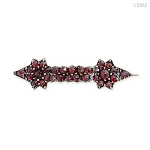 AN ANTIQUE BOHEMIAN GARNET BAR BROOCH set throughout with ro...