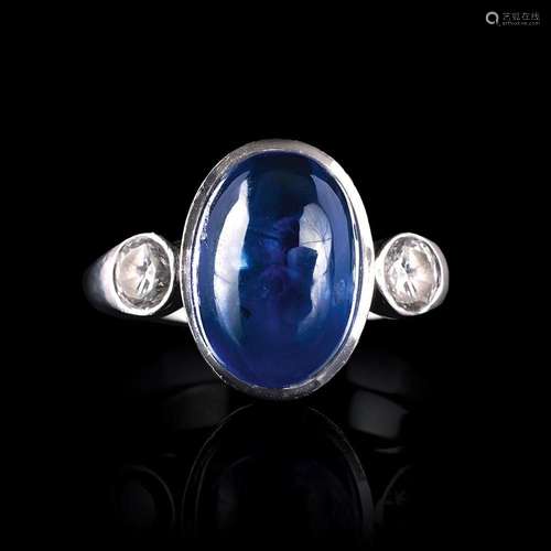 A Sapphire Cabochon Ring.