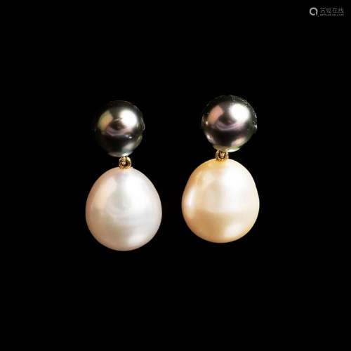 A Pair of Pearl Earrings.