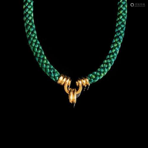 Juwelier Wilm A Braid Necklace with Gold Centerpiece.