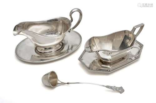 STERLING SILVER SAUCE BOATS ON UNDER TRAYS, TWO L 8" IN...