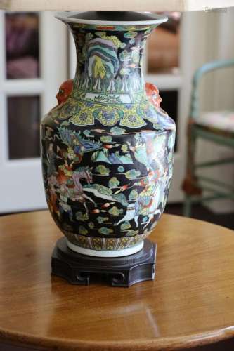 CHINESE PORCELAIN LAMP, H 29.5" OVERALL, DIA 8"