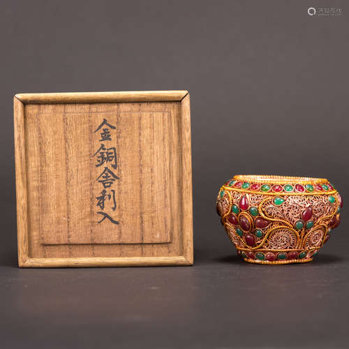 A GILT AND GEMSTONE DECORATED BRONZE BOWL WITH JAPANESE BOX