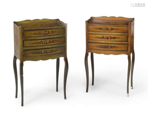 Pair of side tables Louis XV style, pps. s.XX.Polychrome woo...