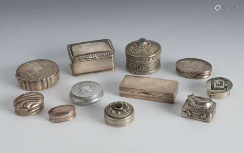 Set of eleven small pillboxes. 19th-20th century.Silver, sil...