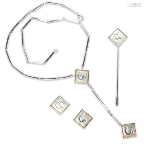 A glass and silver necklace, ear clips and pin suite, Laliqu...