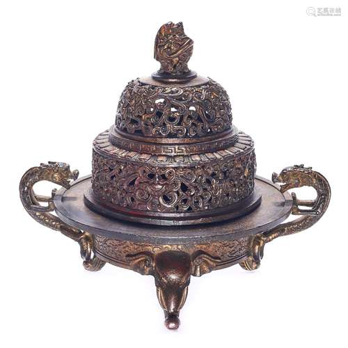 Chinese gilt-lacquered bronze lidded tripod censer