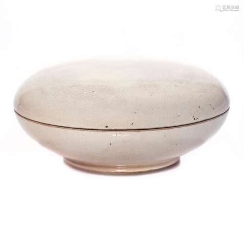 Chinese white crackle glazed seal paste box