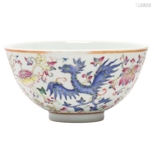 CHINESE FAMILLE ROSE 'PHOENIX' BOWL