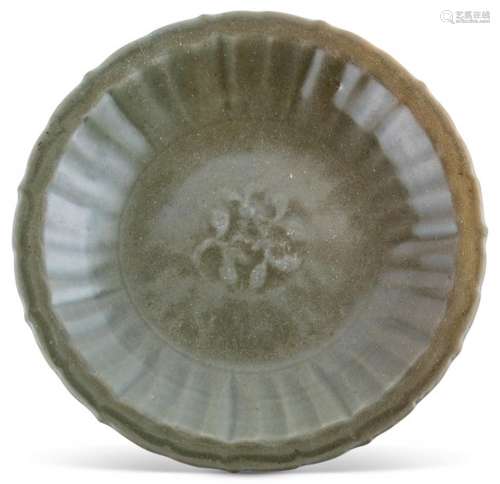 A Chinese Longquan Celadon Dish Diameter 13 
