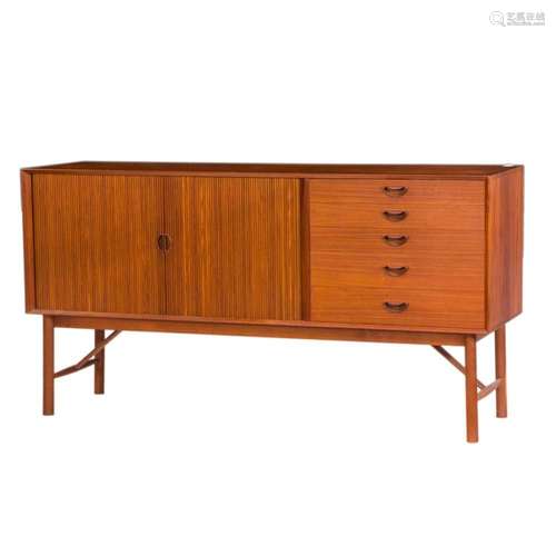 Peter Hvidt, Credenza