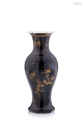 Baluster-Vase. China. Qing-Dynastie, wohl Kangxi-Periode, 16...