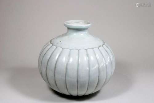 Shiliuzun Vase, China