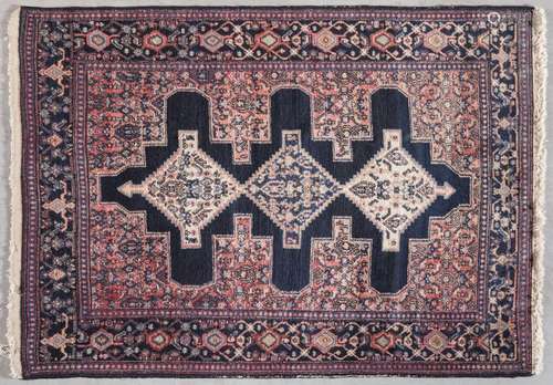 TAPIS chaine trame coton, velours laine. Perse, Seneh. Époqu...